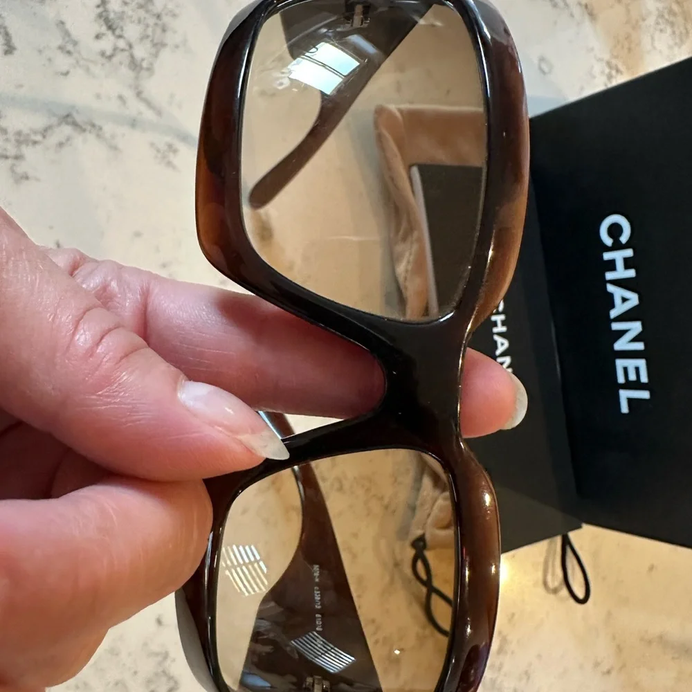 CHANEL Brown Mother of Pearl CC Logo Sunglasses- Authentic 5076-H 538/13  61-16 - Picture 9 of 15